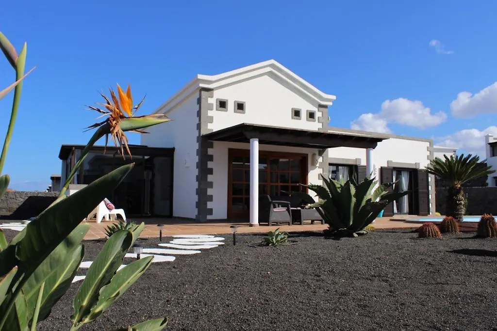 Villa Mici Playa Blanca  0*, Playa Blanca (Lanzarote) Spain